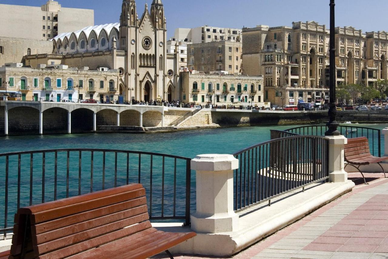 Picturesque Sliema Pad Steps From The Seafrontアパートメント エクステリア 写真